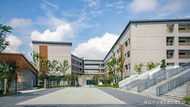 话楼盘深度解析核心价值分析9月最新动态与